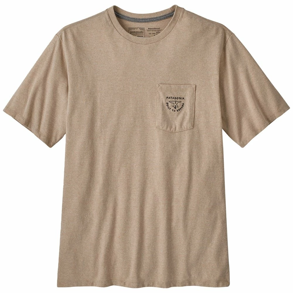 Tee-shirt Patagonia M's Forge Mark Crest Pocket Responsibili-Tee Oar Tan 3 Tee-shirt Patagonia M's Forge Mark Crest Pocket Responsibili-Tee Oar Tan