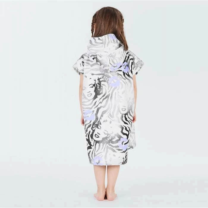 Poncho Surf After Essentials Baby - Maud Lecar 4 Poncho Surf After Essentials Baby - Maud Lecar – Image 2