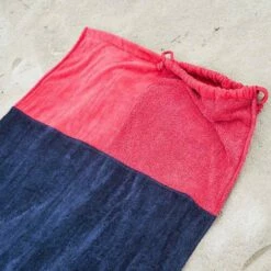 Serviettes Plage Saint-Jacques Avec Sac Intégré - Blue / Red -Surfen Geschäft 3744c519b7e547f942ea5c9a58cdbe68a430a029 E21SAINWAT77184 STJQ0090197 4