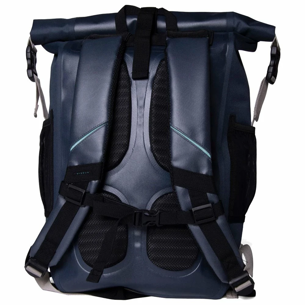 Sac étanche Vissla North Seas 18L Dry Backpack Navy 4 Sac étanche Vissla North Seas 18L Dry Backpack Navy – Image 2