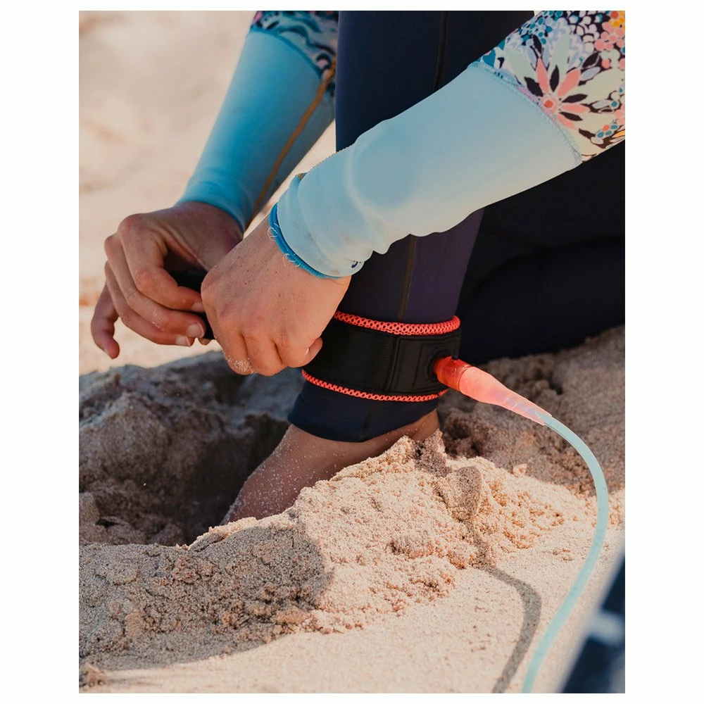 Leash Surf Creatures Pro Fluro Blue Speckle Fluro Red Black 8 Leash Surf Creatures Pro Fluro Blue Speckle Fluro Red Black – Image 6