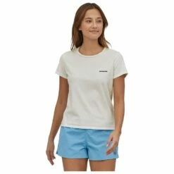 Tee-shirt Patagonia P-6 Mission Organic Birch White -Surfen Geschäft 68389a0a130e95a7660e628b1e72c74af148e2b3 E23PATATEH3366525 4