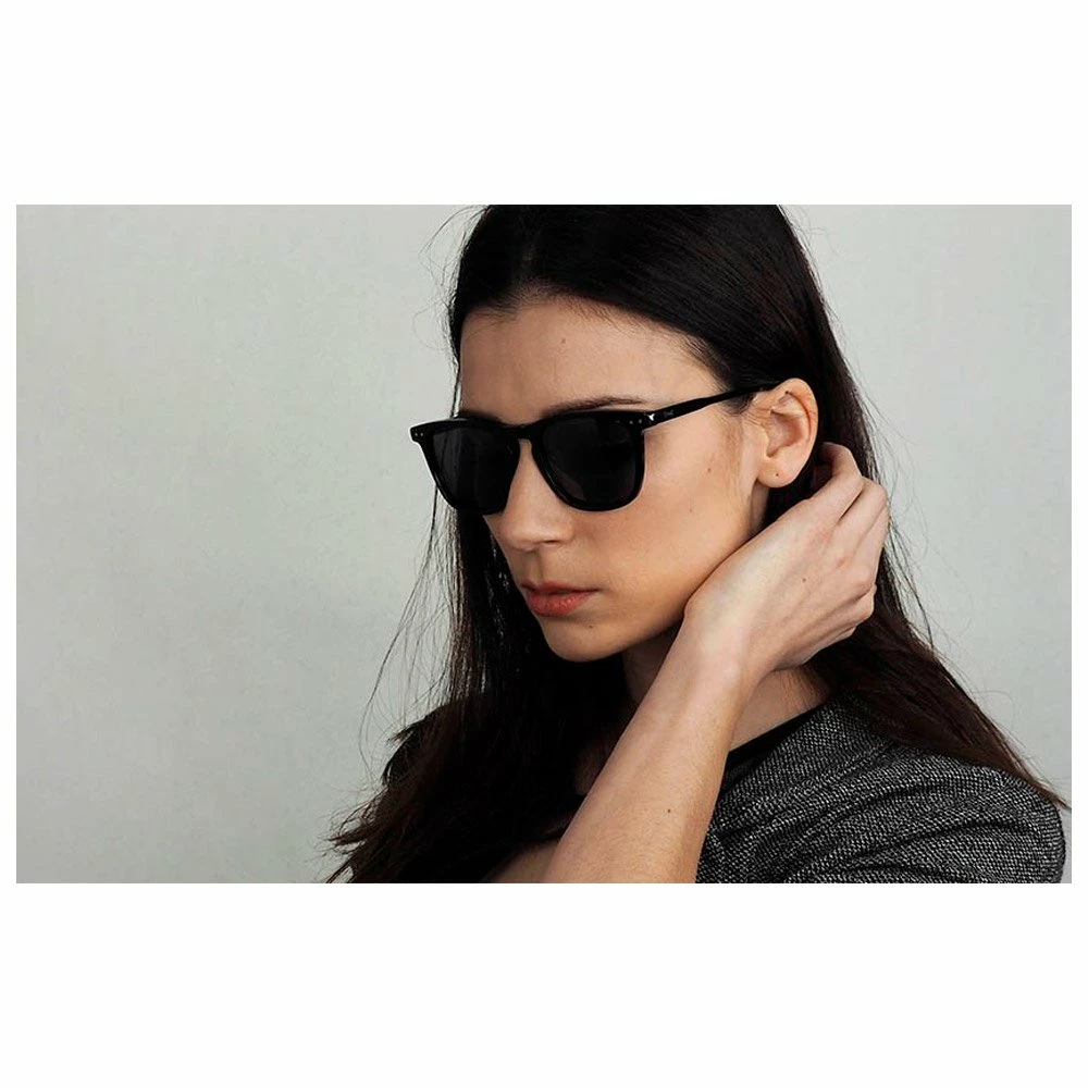 Lunettes De Soleil Binocle Eyewear Square Black Grey Polarized 5 Lunettes De Soleil Binocle Eyewear Square Black Grey Polarized – Image 3