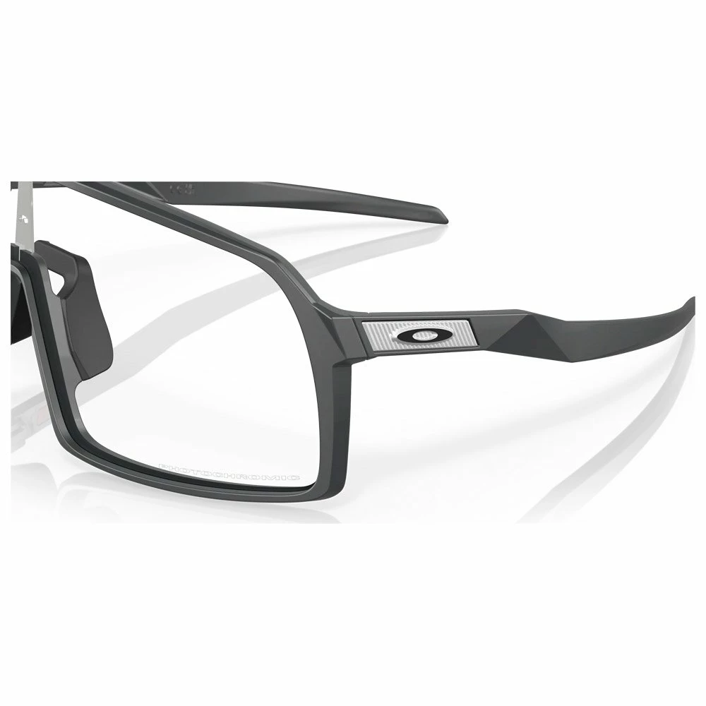 Lunettes De Soleil Oakley Sutro Matte Carbon Clear To Black Iridium Photochromic 8 Lunettes De Soleil Oakley Sutro Matte Carbon Clear To Black Iridium Photochromic – Image 6