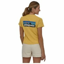 Tee-shirt Patagonia P-6 Logo Responsibili-Tee Surfboard Yellow -Surfen Geschäft 754dc2d8186f97afe2d4cddec4de1c3573cebb42 E23PATATEH3366548 6