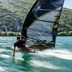 Voile De Windsurf Point-7 ACZ - Black 13 Voile De Windsurf Point-7 ACZ - Black -Surfen Geschäft 7b03dd98fa892bf5857fbad3471528ad1c53428e E22POINWAT82584 4