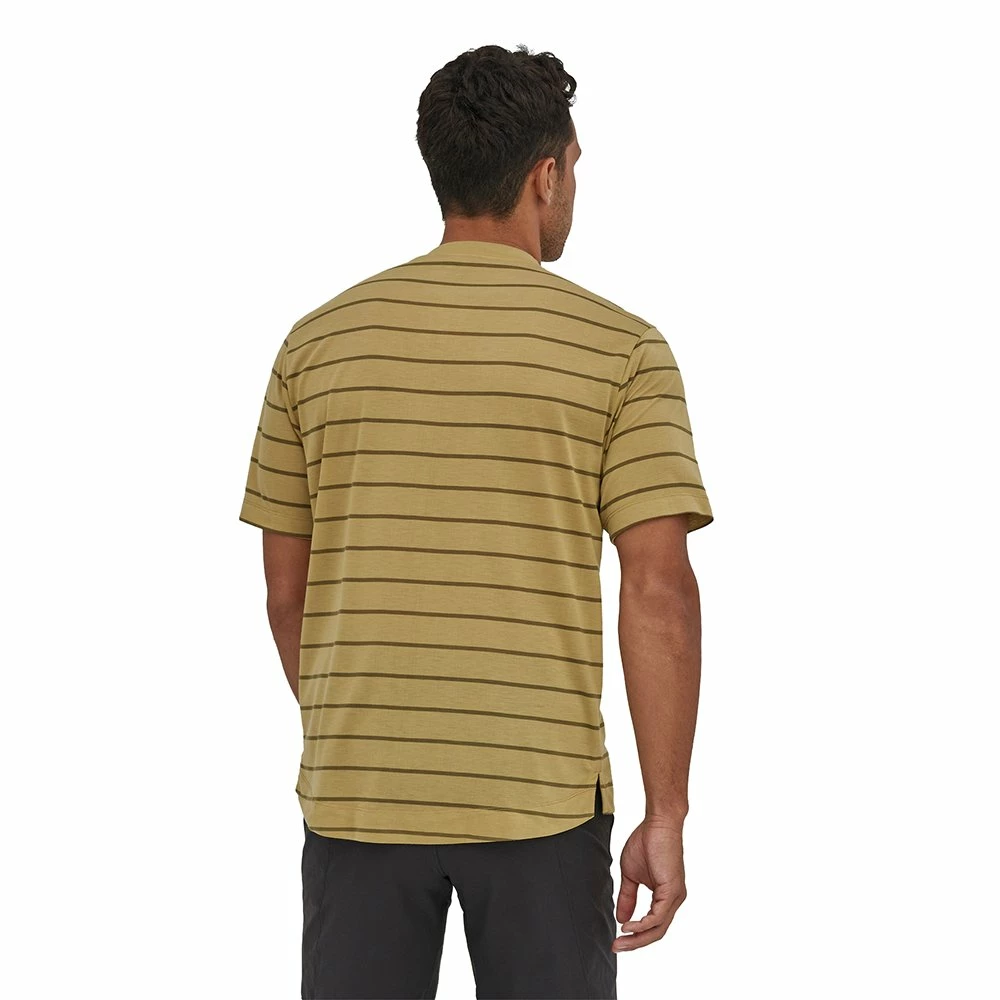 Tee-shirt Patagonia Capilene Cool Trail Bike Henley Stripe Moray Khaki 3 Tee-shirt Patagonia Capilene Cool Trail Bike Henley Stripe Moray Khaki