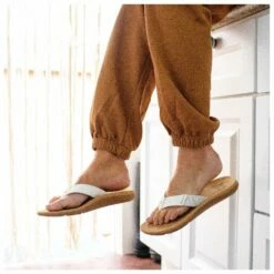 Tongs Reef Santa Ana W Cloud -Surfen Geschäft 97e41693bd00e4dcba1c3517422d668ca90c1965 E23REEFCHA3379592 902