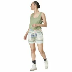 Tee-shirt Picture Loni Tank Green Spray -Surfen Geschäft a692aa9f2e7697e0cc87746a817b505549094939 E22PICTTEH2362903 902