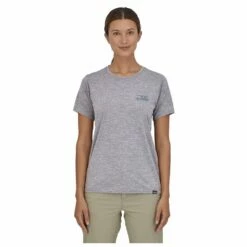 Tee-shirt Patagonia Cap Cool Daily Graphic 73 Skyline: Feather Grey -Surfen Geschäft b8c50891d00354317df97f8fe2c42f0520be3c5e E22PATATEH2357200 4