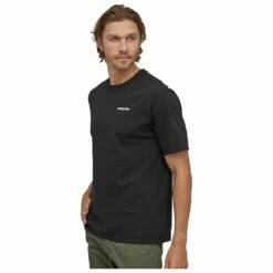 Tee-shirt Patagonia P-6 Logo Responsibili-tee Black -Surfen Geschäft eeb94f1188ee70e5a21783de833aca79419a2f2a VE20PATATEH012 3