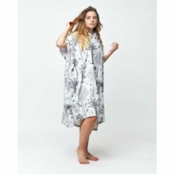 Poncho Surf After Essentials Botanical - Light Grey -Surfen Geschäft faae246597522f1f782116c10807a7fd85f48ef9 E22AFTEWAT73344 AFTE0060036 6
